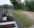 Bild: wro
Bürgermeister Wolfgang Braun verspricht, dass im Friedhof eine bunte Blühfläche entsteht. Nach Rückfrage bei Braun ist mit der Maßnahme im kommenden Jahr zu rechnen.