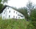 Bild: exb
Sie ist der Schatz der Gemeinschaft St. Georg: Die Jugendfreizeitstätte Althütte am Kleinen Arbersee wird 50 Jahre.