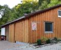 Bild: no
Ein Wirtshaus gibt es in Götzendorf seit 1994 nicht mehr. Das Backofengebäude, das den Bewohnern als Treffpunkt dient, stellt sie in den Bereichen Wetterfestigkeit und Sanitäranlagen nicht zufrieden.