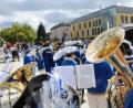 Bild: Stephan Huber
2017 gab es schon einmal eine Luftklangmeile in Amberg. Das Foto zeigt den Musikzug Hirschau auf dem Bürgerplatz gegenüber dem Bahnhof.