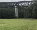 Bild: obe
Was mit der Eisenbahnbrücke bei Neusorg bei einem Ausbau der Bahnstrecke Nürnberg-Marktredwitz passiert, damit beschäftigten sich die Mitglieder des Gemeinderats.