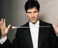 Bild: Michael Brauer
Er studierte an der Hochschule für Musik, Theater und Medien in Hannover. Seit 2014 ist er Diözesankantor für Salzburg und Tirol.