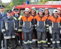 Bild: sche
Zwei Löschgruppen der Feuerwehr Aschach nach bestandener Leistungsprüfung mit (von links) 2. Kommandant Stefan Müllner, Kreisbrandinspekor Hubert Blödt, Kreisbrandmeister Dominik Ernst und 2. Bürgermeister Franz Weiß (rechts).