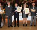 Bild: lk
Beim Erntedankempfang im Kultursaal wurden auch Ehrungen vorgenommen. Im Bild Benno Krottenthaler, Bürgermeister Lothar Müller, Hermann Riebl, Jasmin Schiener, Manfred Kopp, Tina Zeitler und die Ehrenamtsbeauftragte der Staatsregierung, Eva Gottstein (von links).