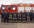 Bild: sön
Stolz waren Bürgermeister Erwin Geitner (Dritter von rechts) mit dem Feuerwehrvorsitzenden Martin Eichenseer und Kommandanten Rainer Salbeck (von links) nachdem die Gruppe die Prüfung zu den Leistungsabzeichen bestanden hatten. KBI Hubert Blödt und KBM Helmut Braun (von rechts) fungierten als Schiedsrichter.