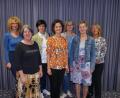 Bild: nib
Der neue Vorstand von Soroptimist International Amberg setzt sich aus (hinten, von links) Dagmar Schütz (Vizepräsidentin), Angelika Winkler (Schatzmeisterin), Sigrid Nordhus-Hantke (Programmteam), Andrea Gleißner-Schiml (Schriftführerin) und (vorne, von links) Susan Batten-Seidl (scheidende Präsidentin), Beáta Zaremba (Präsidentin) und Helga Sichelstiel (Programmteam) zusammen.