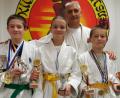 Bild: exb/Gunther Wührl
Der Tirschenreuther Judoka-Nachwuchs war 2019 sehr erfolgreich. Von links: Mark Nagiba, Lara Laubig und Aljosha Nagiba, hinten Trainer Olexander Nagiba.