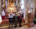 Bild: do
"Laudato Si - Unser gemeinsames Haus" war das Grundthema einer berührenden Eucharistiefeier für die Gemeinden Vorbach und Oberbibrach mit Pfarrer und Prior Adrian Kugler in der Expositurkirche in Oberbibrach. Die Pfarrei lud anschließend zum Helferfest ins Schützenhaus in Oberbibrach.
