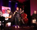 Bild: cog
Vier herausragende Solisten, Pianist Chris Gall, Saxophonist Mulo Francel, Bassist Sven Faller und Schlagzeuger Robert Kainar (von links) verbanden im Seidelsaal Weltmusik und Jazz.