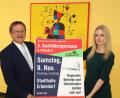 Bild: njn
Bürgermeister Hans Donko und Rektorin Sabine Graser geben Starthilfe für die Ausbildungsmesse.