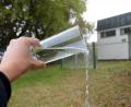 Bild: Gabi Schönberger
Vor dem Hochbehälter des Zweckverbandes zur Wasserversorgung der Muglhofer Gruppe: Ist das Glas halbvoll oder halbleer oder ist es gar nur ein Sturm im Wasserglas? Auf jeden Fall geht in den widersprüchlichen Diskussionen viel Vertrauen verloren.