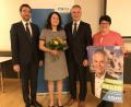 Bild: eig
Die CSU schickt ihren Bürgermeister Thomas Meiler (Zweiter von rechts) erneut ins Rennen; mit im Bild die CSU-Ortsvorsitzende Christina Rosner (rechts), Marlies Meiler und MdL Stephan Oetzinger.