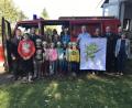 Bild: eig
Die Feuerwehr Edeldorf hat eine Kinderfeuerwehr: 13 Mädchen und Buben zwischen fünf und elf Jahren sind jetzt "Löschdrachen". Urheber des Logos mit dem grünen Drachen ist der Theisseiler Fabio Meissner.