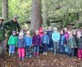 Bild: exb
Die Kindergruppe mit ihren Begleitern im Steinwald.