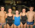 Bild: rbg
Die TSC- Schwimmer Kilian Züllich, Viktoria Bogner, Daria Codlova, Kathrin Bachmeier und Fynn Legat (von links) haben sich für die Bayerischen Kurzbahnmeisterschaften in Nürnberg qualifizieren können.