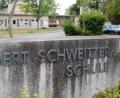 Bild: Gabi Schönberger
Der Zahn der Zeit nagt. Doch die Albert-Schweitzer-Schule muss auf ihren Umbau zur Ganztagsbetreuung noch warten.
