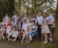 Bild: bk
Stolz, Zierde und Garanten für gute Stimmung in Weiherhammer sind die neun Kirwapaare.