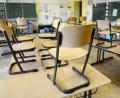 Bild: Caroline Seidel/dpa
Die Lehrerin ist einstweilen ins Schulamt versetzt, der rektor pensioniert, der Junge nicht mehr an der Schule: Dennoch geht der Streit weiter.