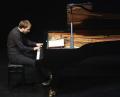 Bild: Wolfgang Steinbacher
Hochkonzentriert und voller Spielfreude setzte Herbert Schuch seinen Beethoven-Zyklus im Amberger Stadttheater fort.