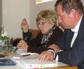 Bild: ubb
Annelee Woodstrom las gemeinsam mit Reiner Summer, der ihr Buch übersetzt hat, aus der deutchen Version vor.