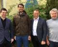 Bild: fz
CSU-Vorsitzender Rainer Schmeidl (von rechts) ist überzeugt, dass Anton Kappl und Wolfgang Härtl gute Ergebnisse einfahren werden, wie auch der JU-Vorsitzende Johannes Kammerer.