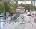 Bild: Andreas Brückmann
Da hats doch mal geregnet. Nach zwei Durchläufen bei Sonnenschein im Juli und August beteiligten sich trotz Regen zwar nicht so viele, aber weit über hunderte Teilnehmer an der dritten Auflage des Critical Mass in Amberg.