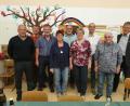 Bild: exb
Die Kreistagsfraktion der Freien Wähler stattet dem Kultur- und Begegnungszentrum der Abtei Waldsassen einen Besuch ab. Kräuterführerin Petra Stark ermöglichte einen Blick hinter die Kulissen.