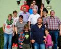 Bild: njn
Im Gasthof "Zum Goldenen Stern" endete die traditionelle SPD-Wanderung. Mit auf dem Bild SPD-Kreisvorsitzende Brigitte Scharf (Zweite von links) und der Tirschenreuther SPD-Ortsvorsitzende Hans Maenner (rechts), der den Ausflug organisiert hatte.