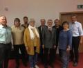 Bild: awo
In Bärnau hat der Verein „Via Carolina – Goldene Straße e.V.“ auf Grundlage der „Goldenen Straße“ ein deutsch-tschechisches Brückenprojekt verwirklicht, dass in Vielfalt und Qualität ein absolutes Alleinstellungsmerkmal ist. Bei der Jahreshauptversammlung wurde die Vorstandschaft neu gewählt, im Bild mit 1. Vorsitzenden Alfred Wolf.