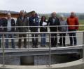 Bild: Albert Sollfrank/exb
Die Abnahme der Kläranlage Witzlasreuth erfolgte zur vollsten Zufriedenheit von (von links) Tobias Schroll (Wassermeister), Werner Ponnath (Bauhof), Günter Kopp (Bürgermeister), Michael Kraus (Bauleiter Firma Bauer), Bernhard Netsch (Firma SHM), Günter Schwab (Zwick-Ingenieure), Ludwig Wenning (Polier), Corinna Reinhart (Bauamt Gemeinde), Albert Sollfrank (Zweiter Bürgermeister), Astrid Hippeli (Kaufmännische Geschäftsleiterin) und Holger Dederl (Oberbauleiter Tiefbau, beide Firma Bauer).
