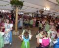 Bild: hme
Die Kirwa-Kids vor dem vollbesetzten Festzelt
