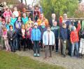 Bild: lep
Was für eine Freude: Die Schüler der Grund- und Mittelschule erhalten für den Außenbereich neue Spielgeräte. Elternbeirat, Schulleitung und Verwaltung freuen sich, dass die Klettergeräte so gut angenommen werden.