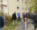 Bild: ui
Der Bauausschuss besichtigt das Neustädter Straßennetz und legt eine Prioritätenliste für Ausbesserungs- und Sanierungsarbeiten für die nächsten drei Jahre fest. Daneben gilt auch Blick abgeschlossenen Maßnahmen wie dem Schulweg zwischen Hallenbad und Innenstadt über den Hacklberg.