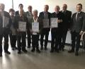 Bild: eig
Die Senioren-Union hat sieben neue Ehrenmitglieder: Franz Schwarz, Maria Hofmann, Josef Pollak, Anton Eismann, Roswitha Scheidler, Simon Wittmann und Hans Simmerl (von links); mit im Bild MdL Stephan Oetzinger, der Kreisvorsitzende Georg Stahl und MdB Albert Rupprecht (rechts).