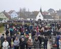 Bild: ü
An Allerheiligen versammeln sich viele Gläubige auf dem Friedhof in Kirchenthumbach.
