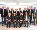Bild: exb
Die Teilnehmer der konstituierenden Sitzung des Alia-Kuratoriums (stehend, von links): Bürgermeister Ludwig Biller, Professor Bernd Seeberger, Dagmar Wagner, Staatsministerin a. D. Emilia Müller , Professor Hermann Brandenburg, Staatsminister a. D. Thomas Goppel, Lars Engel, David Rester; (sitzend, von links) Kornelia Schmid, Eckhard Feddersen, Jos de Blok, Christian Engel.