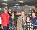Bild: fjo
Gemeinsam eröffnen (von links) Ewald Zetzl, Andreas Meier, Margit Kirzinger, Willibald Roauer und Chrstine Welnhofer die 70. Oberpfälzer Bezirksgeflügelschau in der Pfreimdtalhalle des Waidhauser Kleintierzuchtvereins.