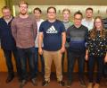 Bild: dob
Valentin Kellner (Zweiter von links) von den St. Thomas Schützen Oberlind führt weiterhin die Gaujugend im Sportschützengrenzgau Vohenstrauß an. Sebastian Holfelner aus Waldthurn (Vierter von links) ist zum Stellvertreter gewählt worden.