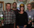 Bild: gf
Schützenkönigin beim Bürgerschießen der Schützengesellschaft Freischütz Karmensölden wurde Sabine Donhauser (Dritte von links). Das Bild zeigt zudem (von links) Herbert Rath (Feuerwehr Karmensölden) und Marco Pilhofer (Siedler Schäflohe) sowie (von rechts) Tim Jüntgen (Siedler Fuchsstein-Speckmannshof), Jugendsiegerin Nina Jüntgen und Norbert Wasner (CSU Karmensölden).