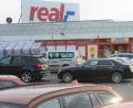 Bild: Gabi Schönberger
Seit 15 Jahren firmiert der Einkaufsmarkt in der Neustädter Straße unter dem Namen "Real". Wie lange noch?
