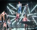 Bild: stg
Das Landestheater Schwaben gastierte mit einer unkonventionellen Inszenierung von Schillers "Die Räuber" in der Max-Reger-Halle.