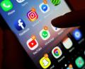 Archivbild: Yui Mok/PA Wire/dpa 
Ein Blick auf ein Handy mit Social Media Apps, wie Facebook und Instagram. 	Yui Mok/PA Wire/dpa