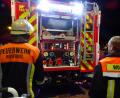 Bild: Houschka
Eine komplette Ausrüstung an moderner Technik: Als das neue Löschgruppenfahrzeug vom Typ LF 20 bei der Feuerwehr Wolfring eintrifft, wird deutlich, wie man sich im 21. Jahrhundert gegen Brände und andere Unglücke wappnen kann. Das kostet zwar viel Geld, doch ist zum Schutz der Bevölkerung unerlässlich.
