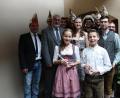 Bild: prh
Mit einer starken Abordnung marschierte der Neustädter Faschingsverein ins Rathaus ein und stellte mit Prinz Andreas III. di San Martino, Prinzessin Sophie I. della Musica sowie dem Kinderprinzenpaar Ben I. und Sarah I. die neuen Herrscherpaare vor.