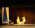 Bild: wsu
Der Drache Felix und seine Frau Meilì sind die Stars im aktuellen Kinderstück des Schwandorfer Marionettentheaters.