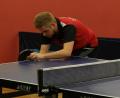 Bild: tob
Thomas Landgraf ist derzeit in bestechender Form. Nachdem er letzte Woche Oberviechtachs Topspieler Michael Eckl bezwingen konnte, gewann er diesmal gegen die Dachelhofener Spitzenspieler Scharf und Trautner.