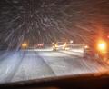 Bild: Bernd März/dpa
Wer bei solchen Straßenbedingungen nicht auf guten Winterreifen unterwegs ist, braucht gute Nerven und viel Glück.