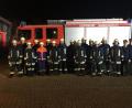 Bild: exb
Diese beiden Gruppen legten unter den Augen von Kreisbrandinspektor Hubert Blödt (Zweiter von rechts) und Kreisbrandmeister Dominik Ernst (rechts) die Leistungsprüfung ab.