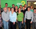 Bild: stg
Die grüne Bürgermeisterkandidatin Heidrun Schelzke-Deubzer (vorne, Dritte von links) und die Anwärter für den Kemnather Stadtrat gehen optimistisch in die Kommunalwahl 2020.