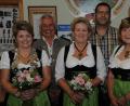 Bild: gf
Die neuen Würdenträger der Schützengesellschaft Freischütz Karmensölden (von links): Liesl Nina Gräml, Schießleiter Hans Meier, 1. Zofe Gisela Meier, 1. Ritter Bernhard Kohler, 2. Zofe Angelika Meitzel und 2. Ritter Heinrich Eign.